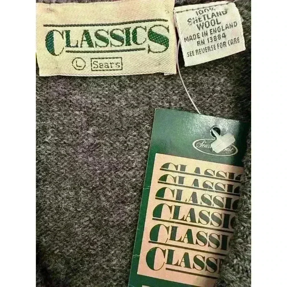 Vintage Sears Classic Mens L 100% Shetland Wool Gray Black Argyle V-Neck Sweater